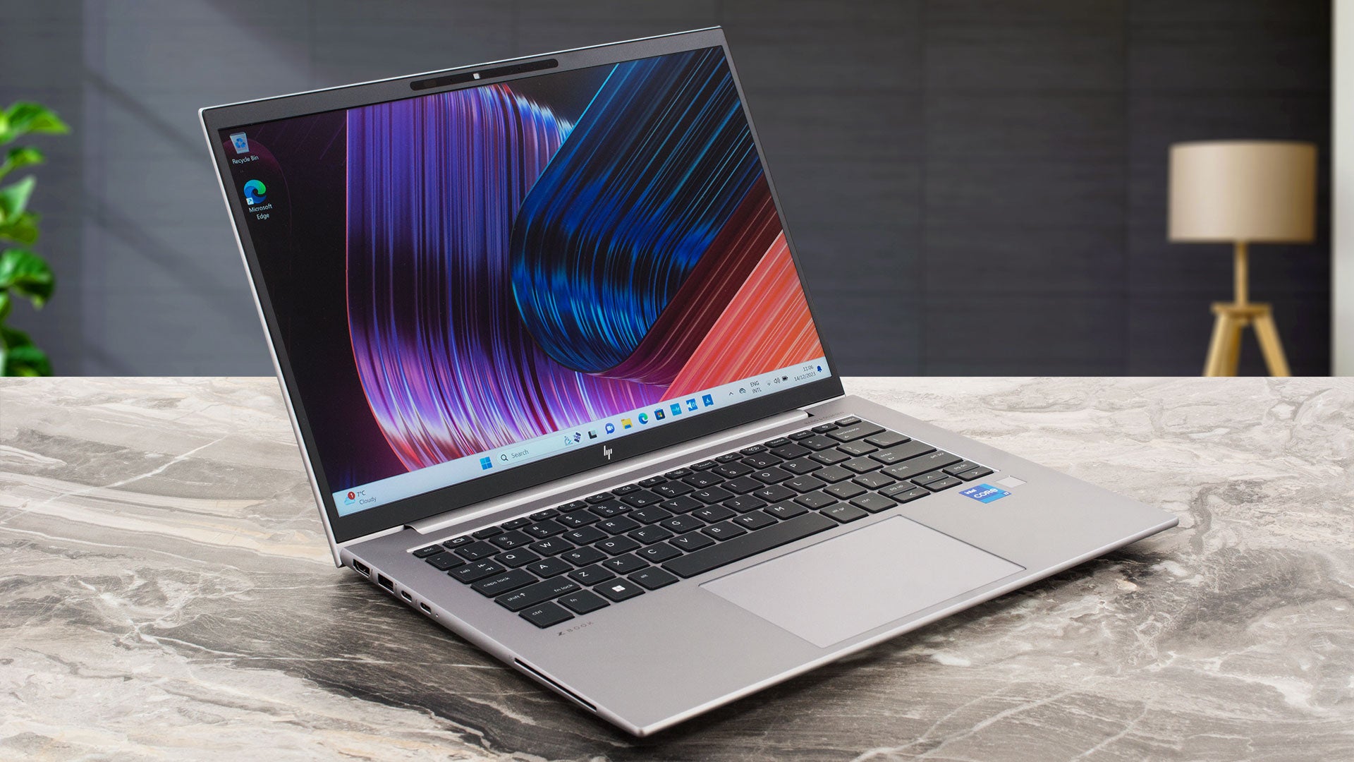 HP Zbook Firefly 14 G10 - 14" FHD Ultrasharp, 16GB RAM, 512GB SSD