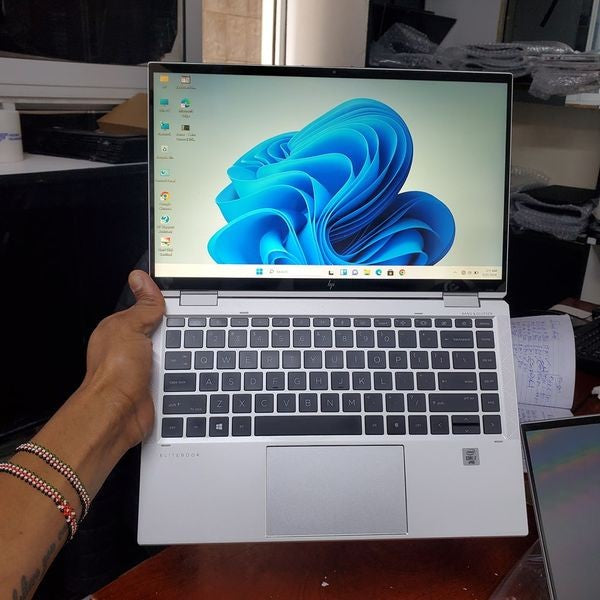HP Elitebook 1040 G7 Gemcut 2-in-1 - 14" FHD+, 16GB RAM, 512GB NVMe SSD
