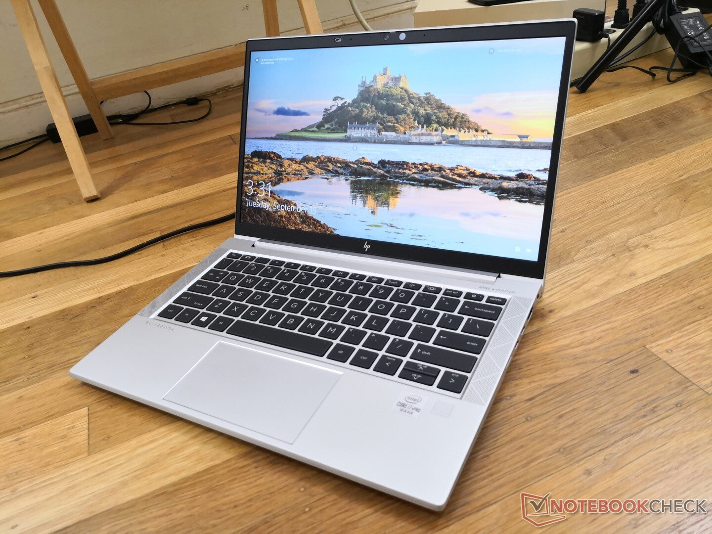 HP Elitebook 830 G7 2-in-1 - 13" FHD+, 16GB RAM, 512GB NVMe SSD