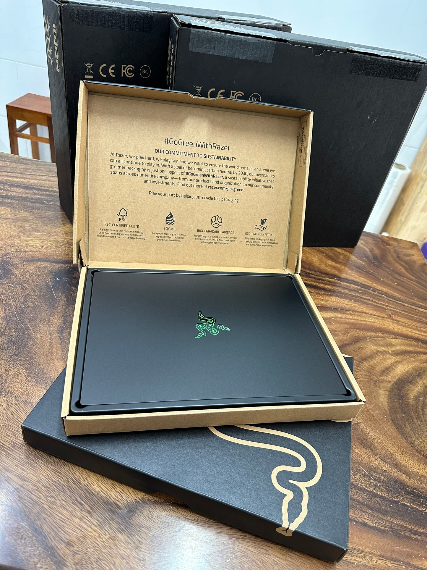 Razer Blade 14 Rz09-0482 - 14" WQXGA 240Hz, 16GB RAM, 1TB SSD